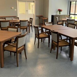 Carrington Dining Table Florentine Walnut 4 with Martina Chairs