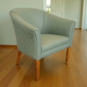 Portsmouth light green Photoroom (1)