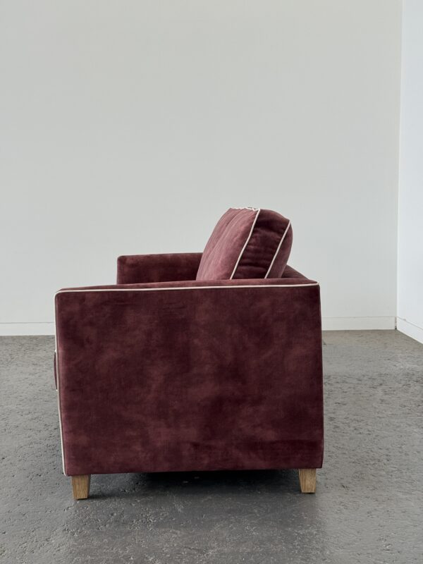 Quinn 3 Seater Lexie Oxblood with Lovely Almond Piping (4)