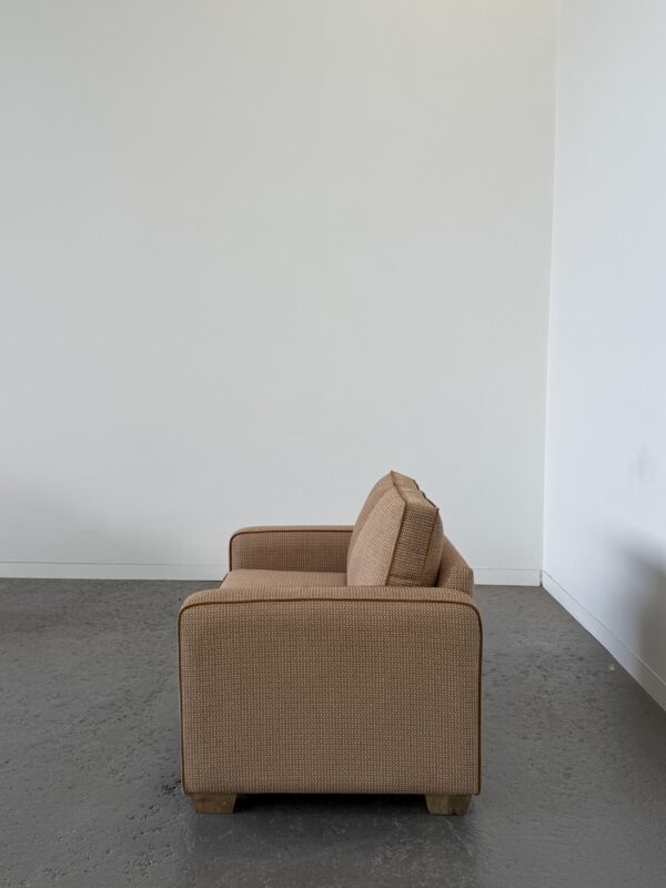 Sunny 2 Seater Materialised Joker with Lovely Piping (4)