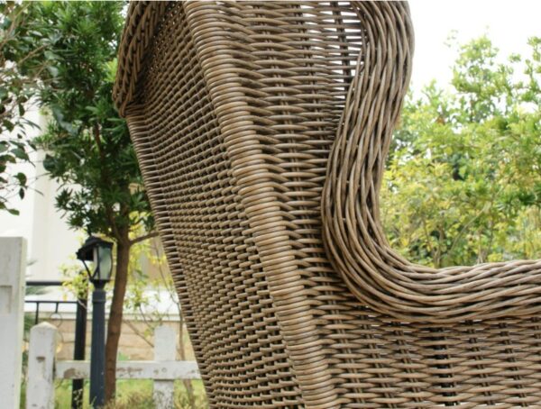 Rosebud Close up armchair