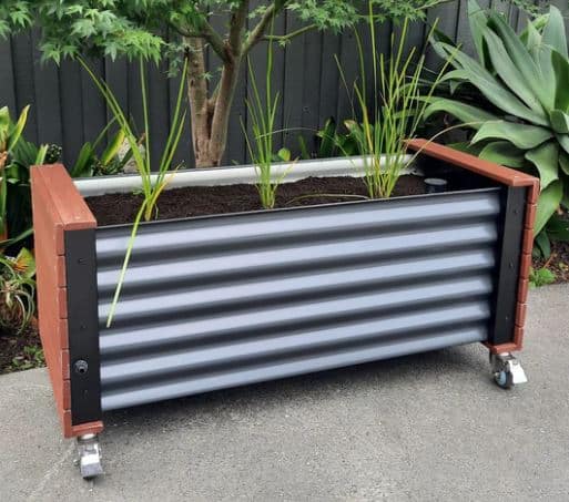 artesian 3 cell planter box