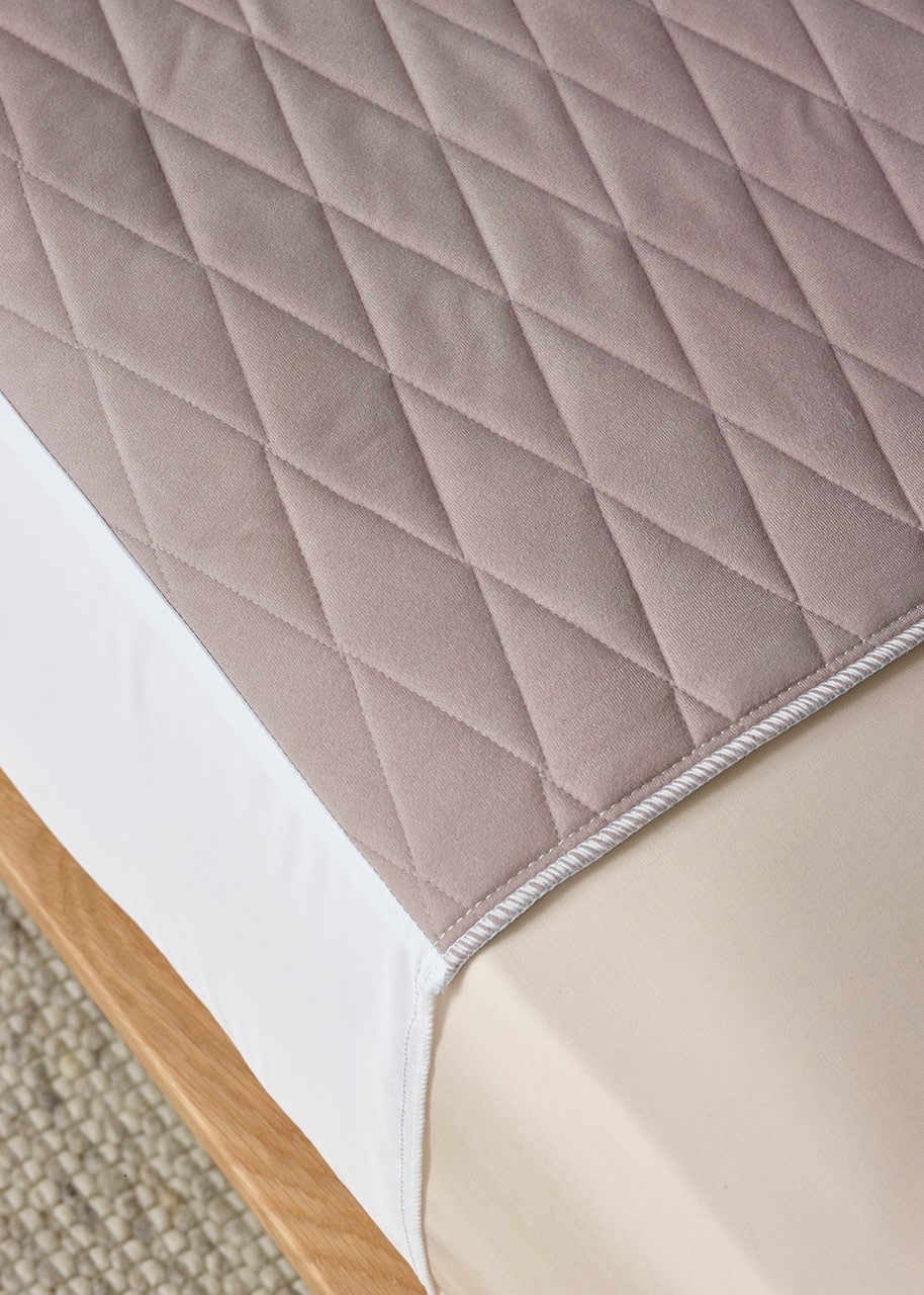 blue e clay detail 1