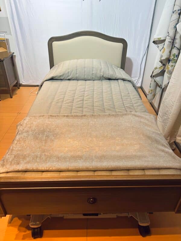 channelled bedspread 4 scaled