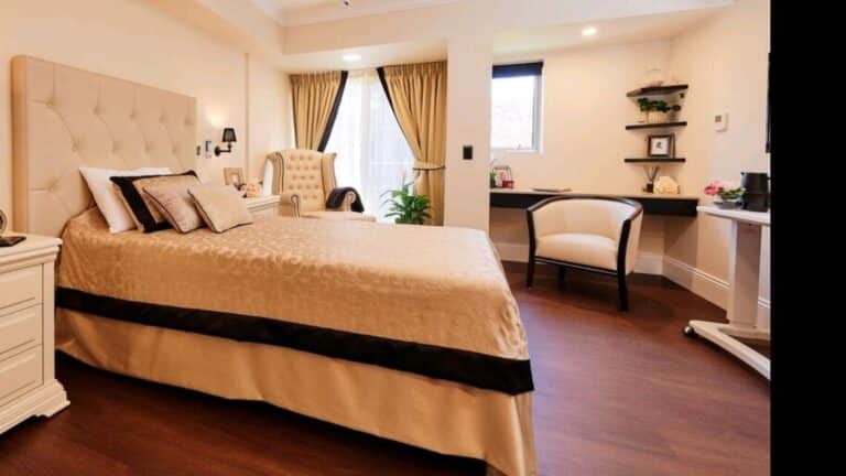 Christadelphian The Terraces 9