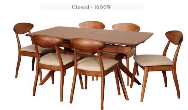 York 1600 with Moon chairs