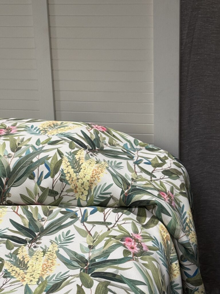 Gumleaf Gallery Sunrise Bedspread (4)