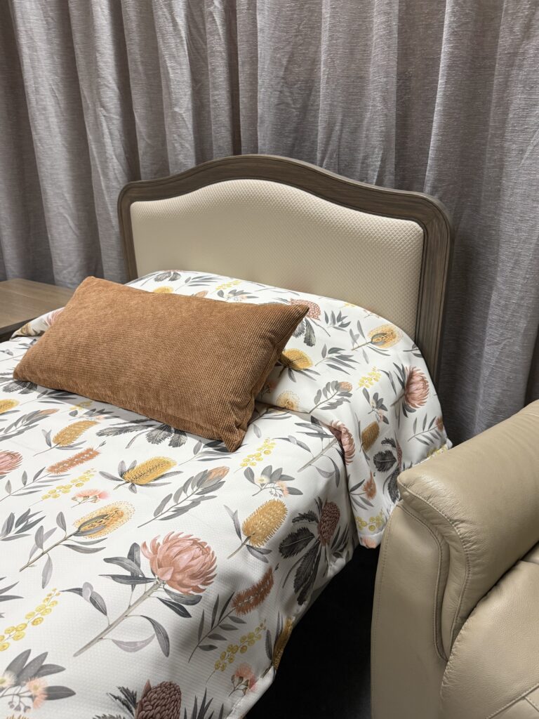 Native Notes Ecru King Single Bedspread (4)